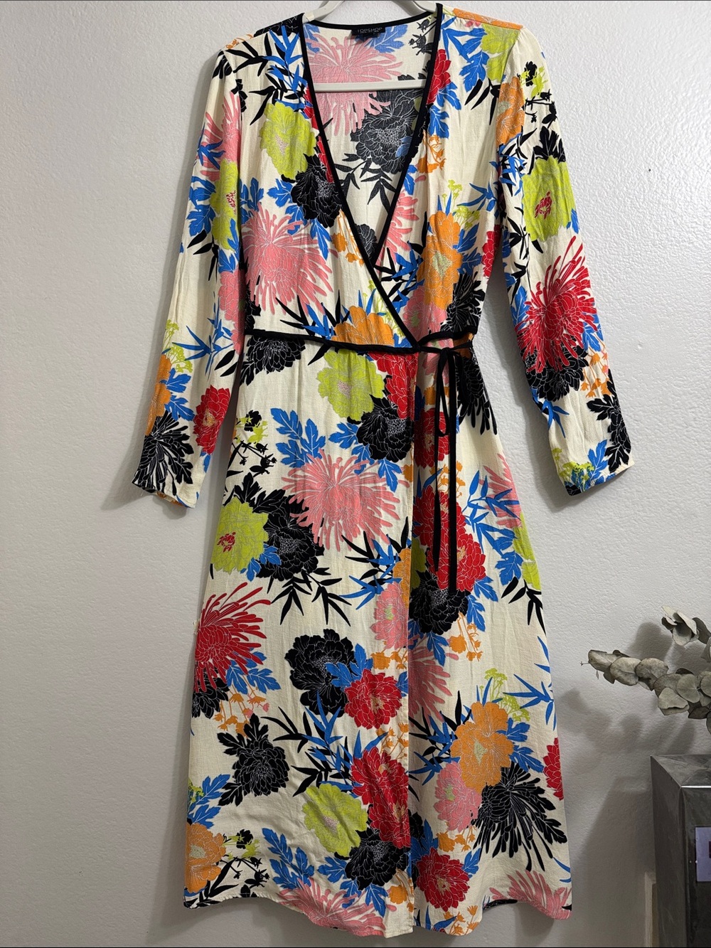 Topshop Cream Floral Wrap Midi Dress with Multicolor Bloom PTP 18 waist 16 L-48